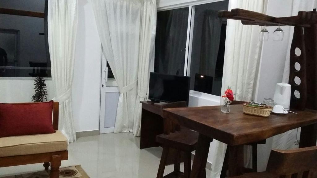 Tea Hills Bungalow Хатон Екстериор снимка